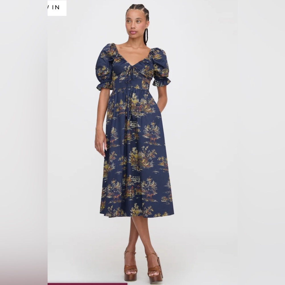 Hill house equestrian toile Ophelia small